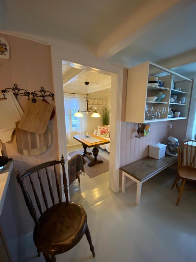 Nordlandshuset "Lottebakken", Ballstad In Lofoten Luaran gambar