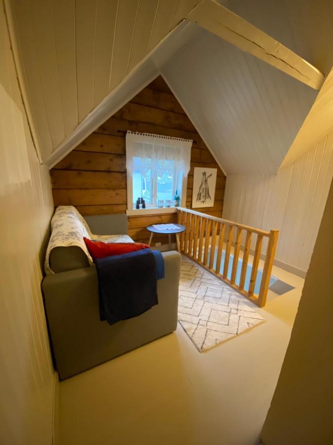 Nordlandshuset "Lottebakken", Ballstad In Lofoten Luaran gambar