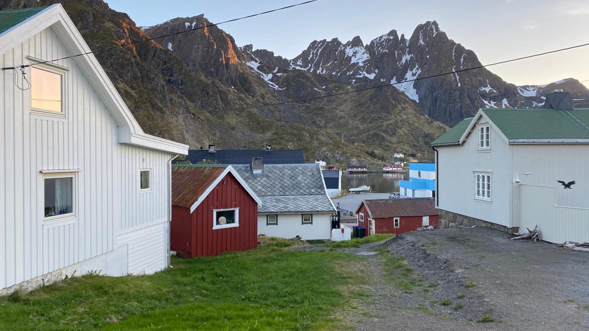 Nordlandshuset "Lottebakken", Ballstad In Lofoten Luaran gambar