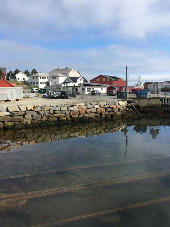 Nordlandshuset "Lottebakken", Ballstad In Lofoten Luaran gambar
